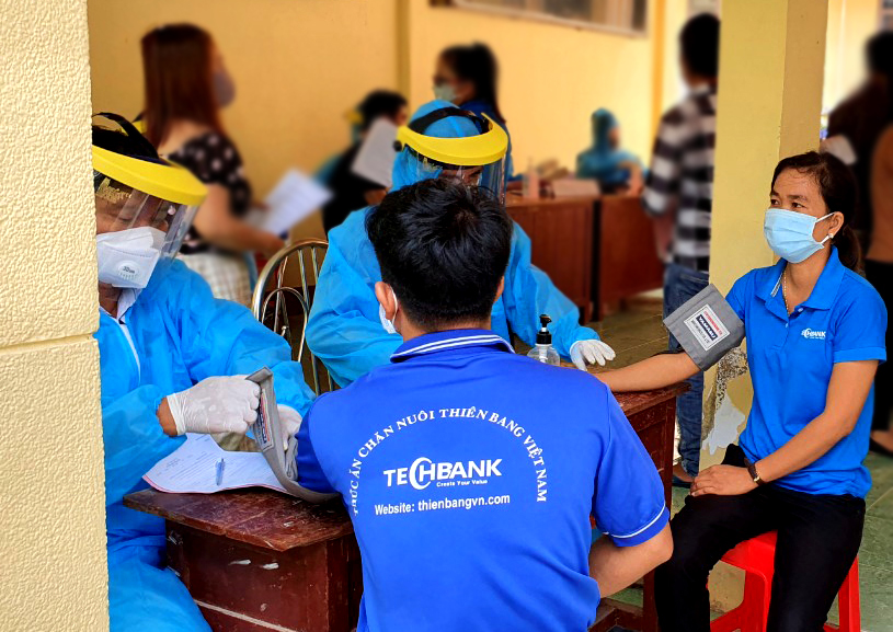 TECHBANK TIÊM VACXIN COVID-19  LẦN 1